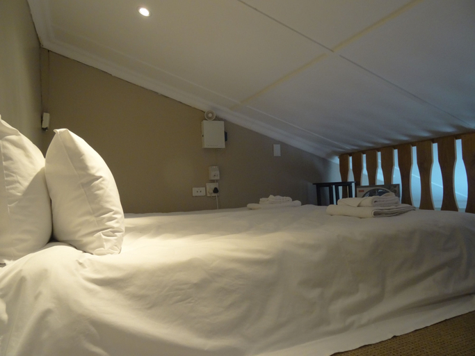 Bedroom 2, 1932 House, Walvisbay Urban