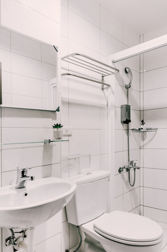 Bathroom 5, Tainan Haian Art Apartment, Tainan