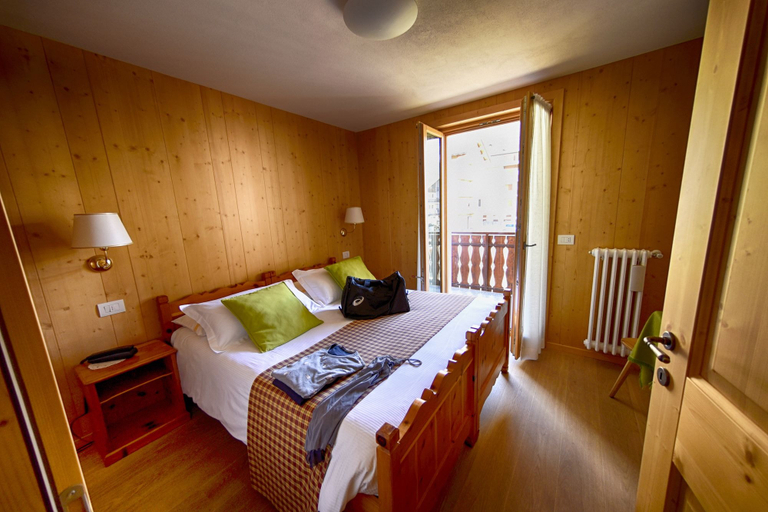 Bedroom 3, Meuble Cima Bianca Garni, Sondrio