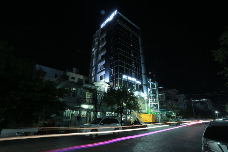 Exterior & Views, Silver City Hotel, Mandalay