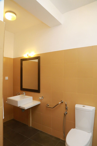 Bathroom 4, Hotel Alta Vista, Ella