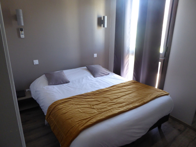 Bedroom 3, Auberge de la Paillere, Ain
