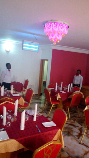 Food & Drinks 4, Chariot Hotel, Bwari