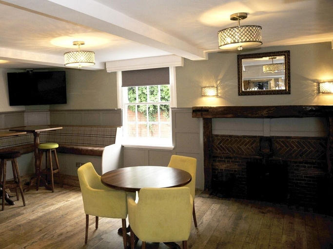 Food & Drinks 4, The Coach Hotel, Warwickshire