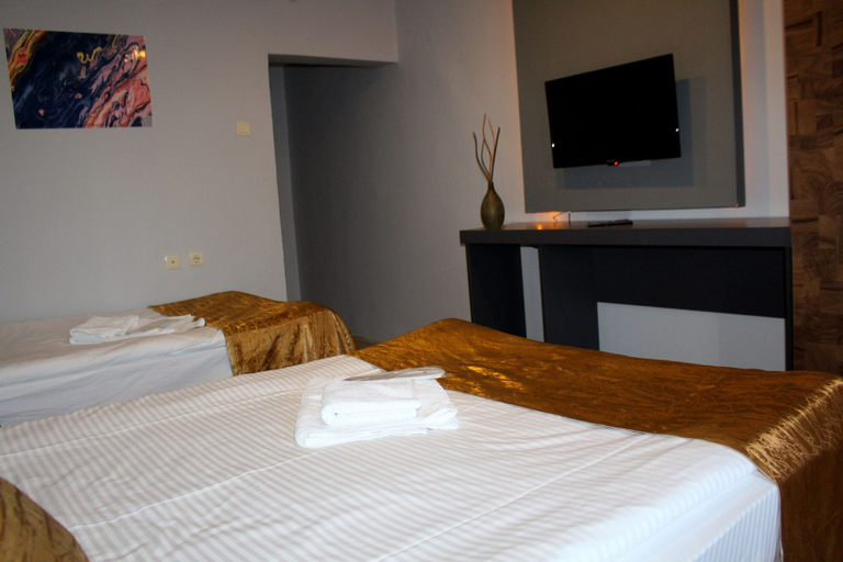 Bedroom 2, Atlas Hotel, Merkez