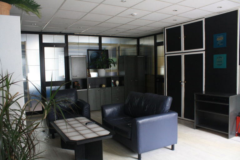 Others 3, Frendzona - Hostel, Central