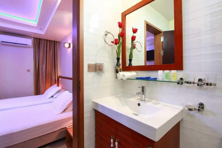 Bathroom 4, Season at hulhumale, Malé