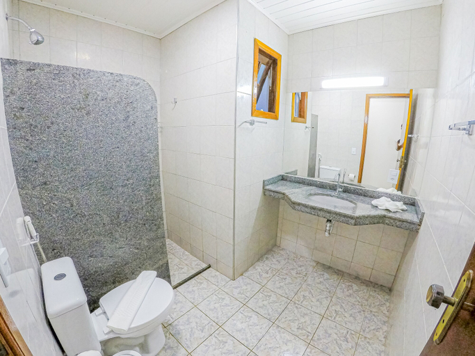 Bathroom, Bem Bahia Hotel, Porto Seguro