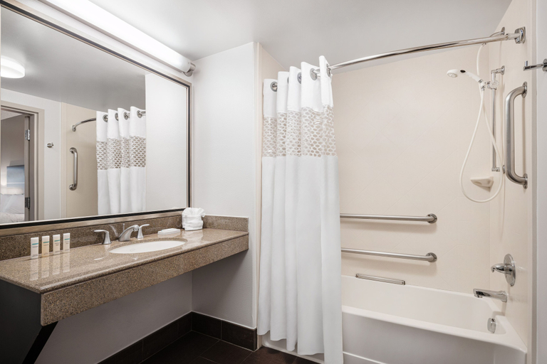 Bathroom 5, Hampton Inn Boulder - Louisville, Boulder