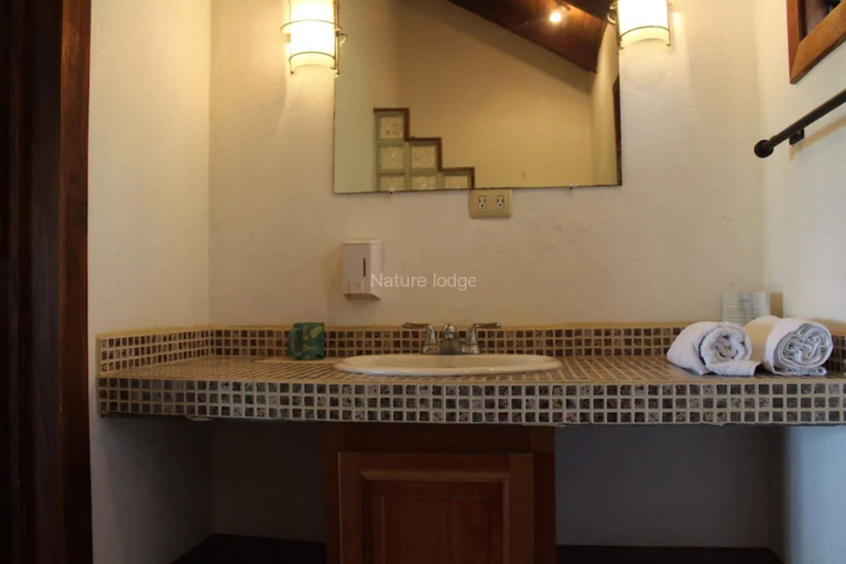 Bathroom 4, Hotel Nature Lodge Finca los Caballos, Puntarenas