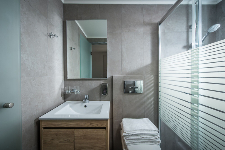 Bathroom 5, Odyssia Beach Hotel, Crete