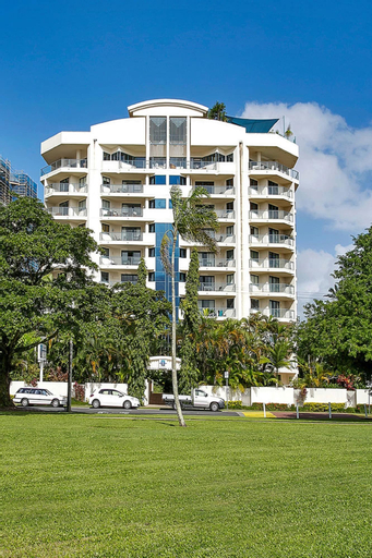 Exterior & Views 2, 181 The Esplanade, Cairns