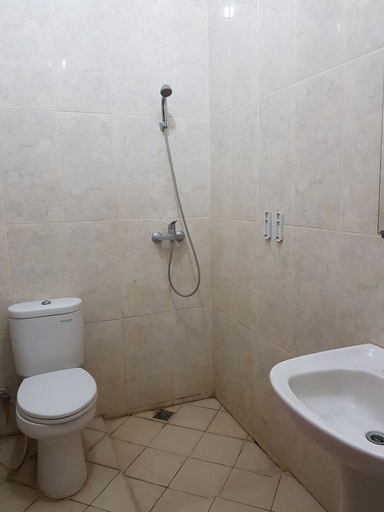 Bedroom 4, Hotel Alamanda Garut, Garut
