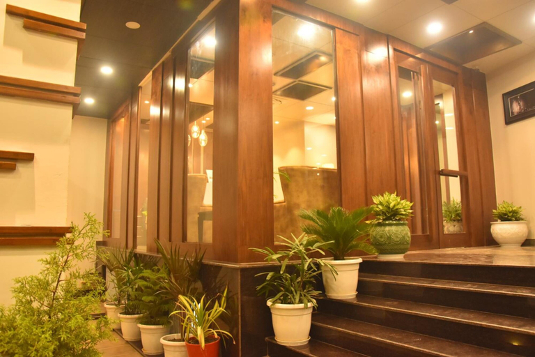 Exterior & Views 2, Hotel Abhinav International, Varanasi