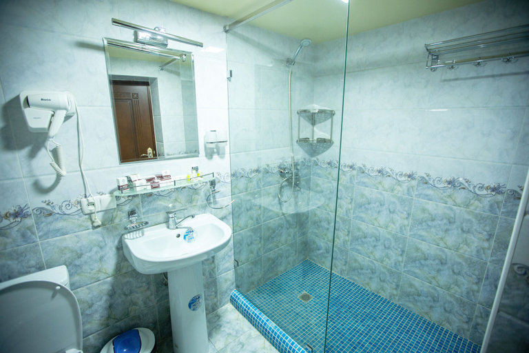 Bathroom 5, MIRZO Boutique Hotel, Tashkent City