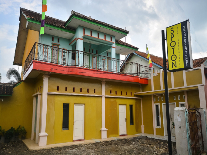 Exterior & Views 2, Hotel O Villa Tirta Melati Syariah, Banjar