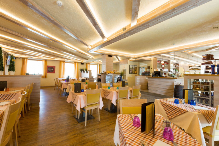Food & Drinks 4, Hotel Pontiglia, Sondrio
