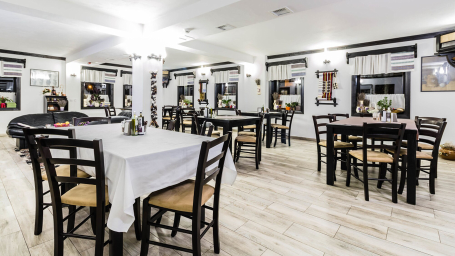 Food & Drinks 4, Pensiunea La Moara, Fundu Moldovei