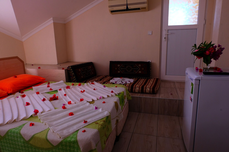 Bedroom 5, Karaca Apart Hotel, Ortaca