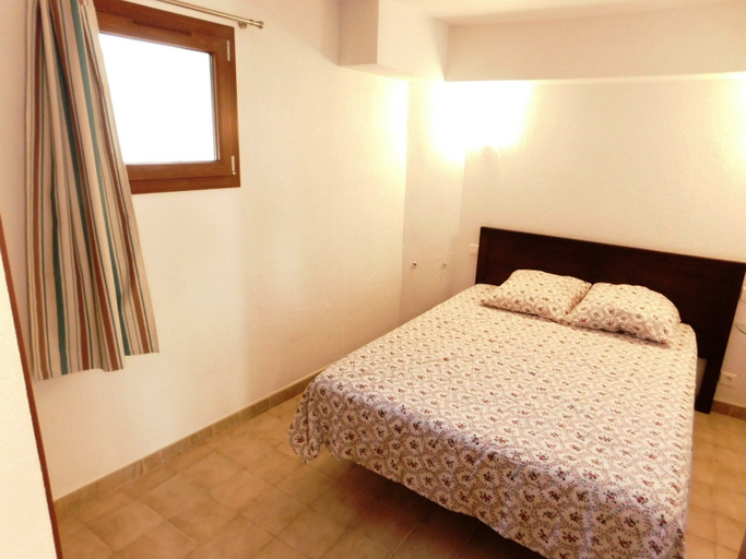 Bedroom 2, Apartamento Poblat Tipic - A191, Girona
