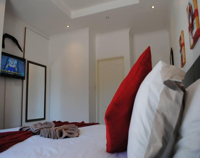 Bedroom 5, StayBridge Apartments Suites & Chalets, Ngamiland East
