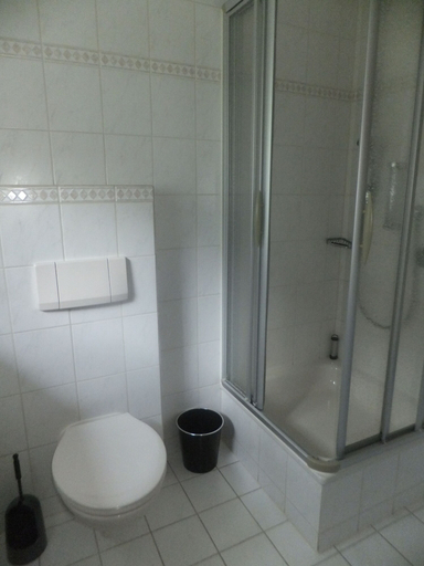 Bathroom 5, Gasthof zum Löwen Enzklösterle, Calw