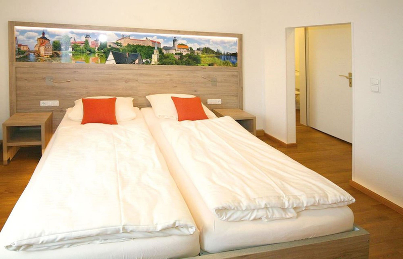Bedroom 2, Hotel Ertl, Kulmbach