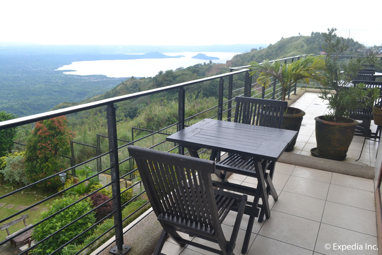 Others 5, 8 Suites By Fat Jimmy's, Tagaytay City