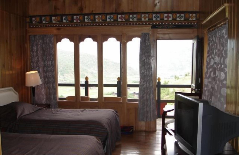 Bedroom 2, Dewachen Resort, Lungnyi