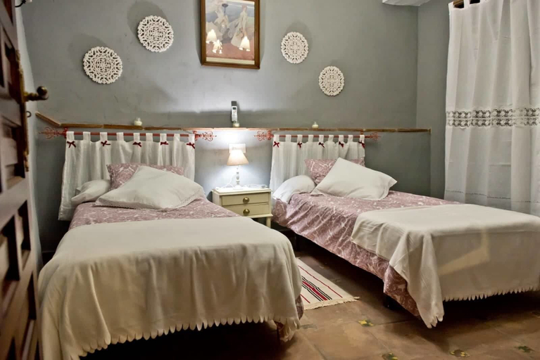 Bedroom 2, Casa Rural La Posada, Badajoz