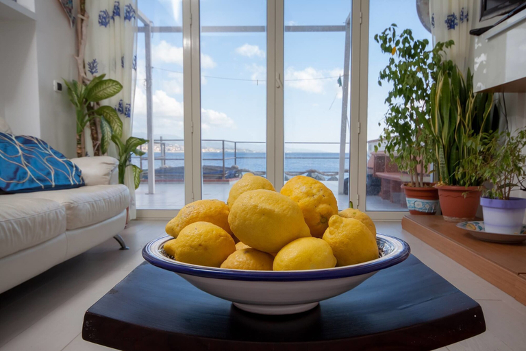 Food & Drinks, Limoni sul mare, Messina