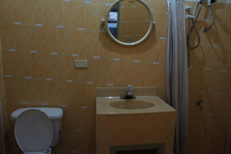 Bathroom 3, Sengdara Hotel, Vientiane