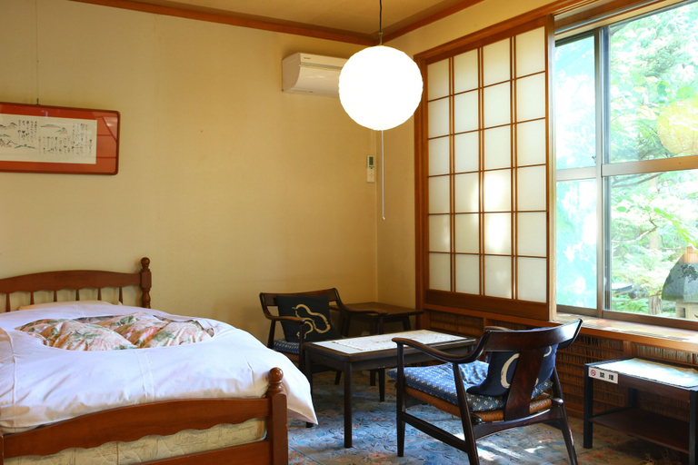 Bedroom 4, Yudanaka Yumoto, Yamanouchi