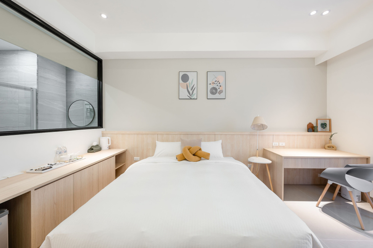 Bedroom 3, Seven Nights, Tainan