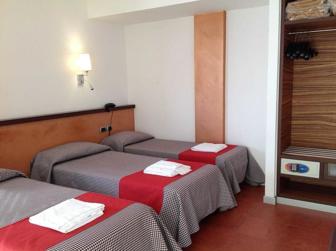 Bedroom 3, Hotel Bed & Business, Chieti