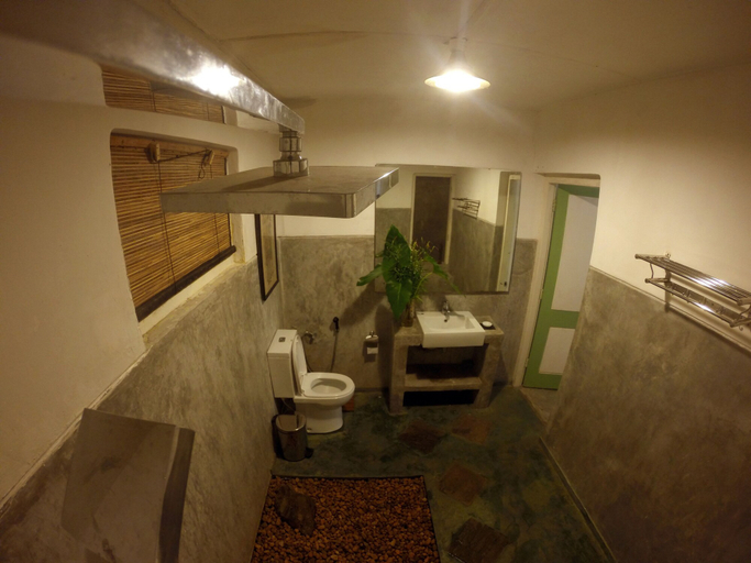 Bathroom 4, Highbury Colombo, Thimbirigasyaya