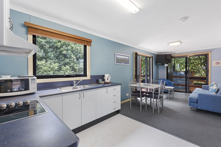Others 5, Strahan Bungalows, West Coast