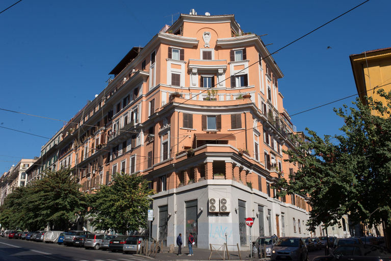 Exterior & Views 2, La Terrazza di Evelina Guest House, Roma