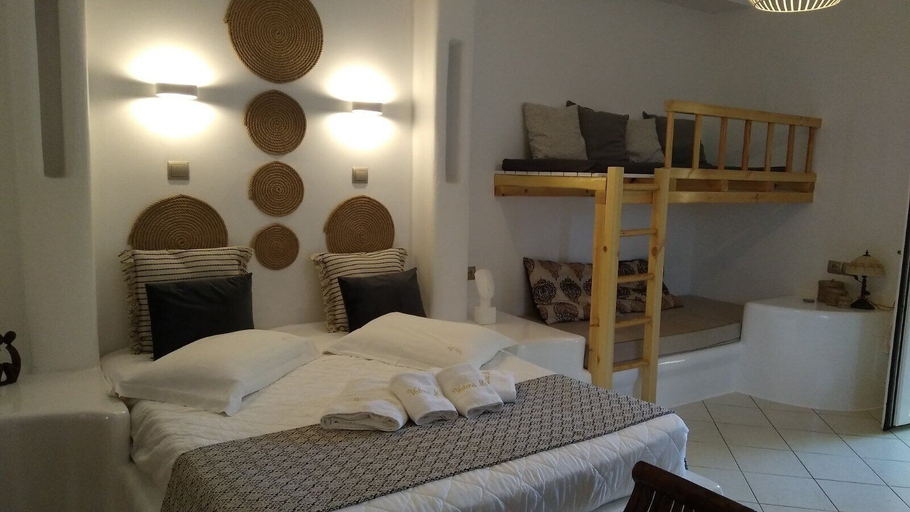 Bedroom 5, Valena Mare, South Aegean