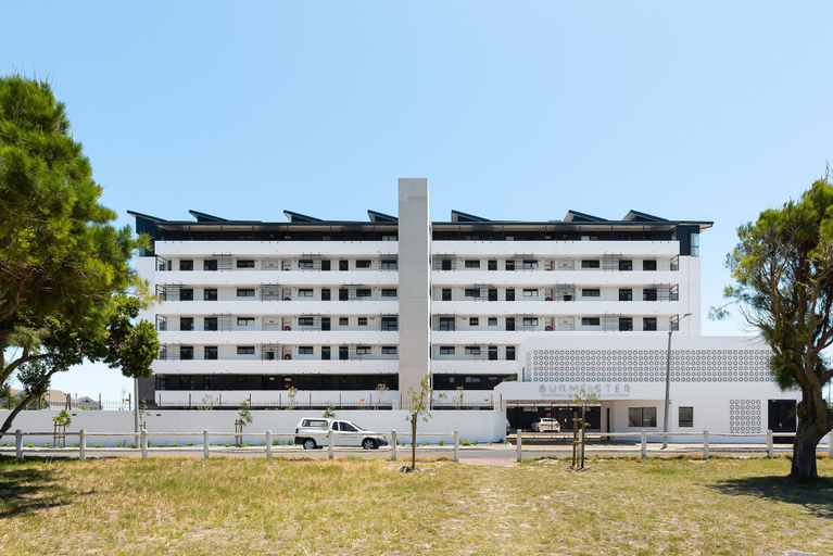 Exterior & Views 2, Burmeister on Park 007, City of Cape Town