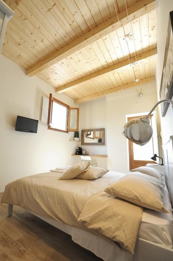 Bedroom 4, Gli Aranci, Salerno