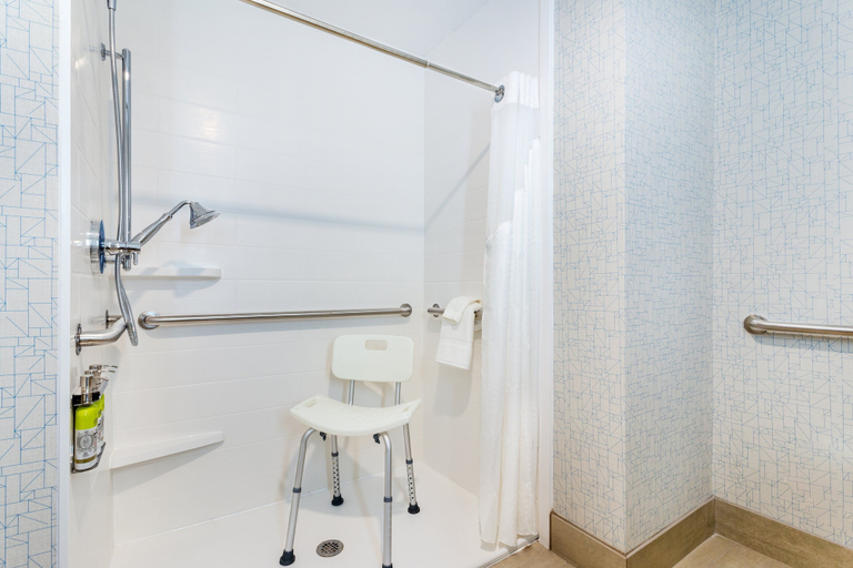 Bathroom 2, Holiday Inn Express & Suites NICEVILLE - EGLIN AREA by IHG, Okaloosa