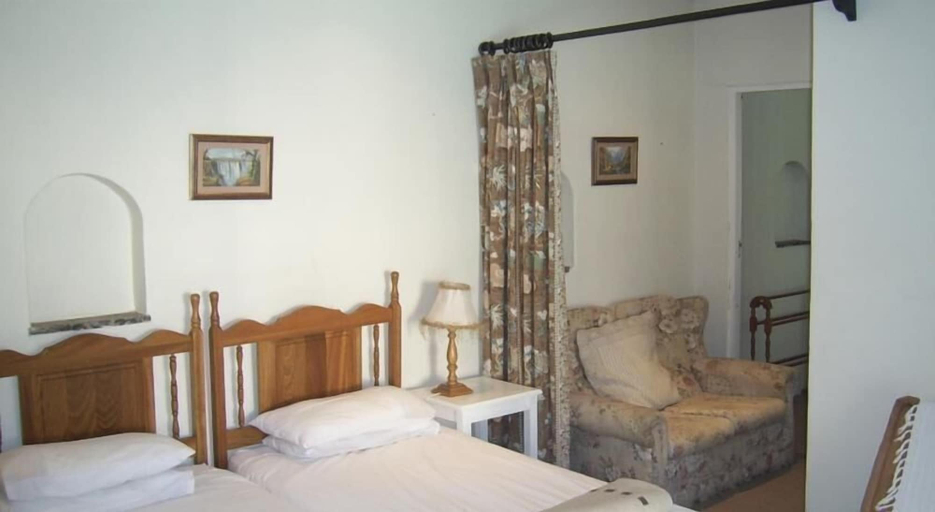 Bedroom 2, Nutmeg Guest House, Umgungundlovu