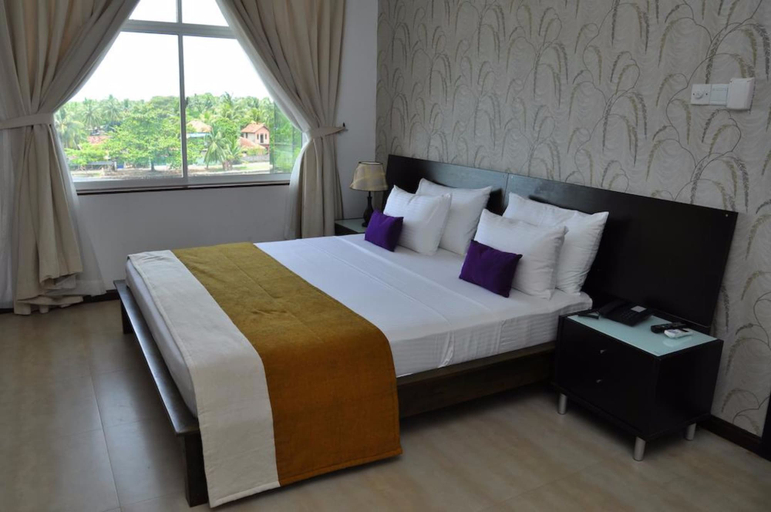 Bedroom 3, Hotel East Lagoon, Eravur Town