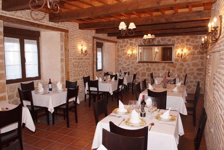 Food & Drinks 3, La Casona de Doña Petra, Palencia