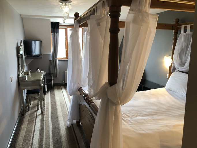 Bedroom 3, The Airman Hotel, Central Bedfordshire