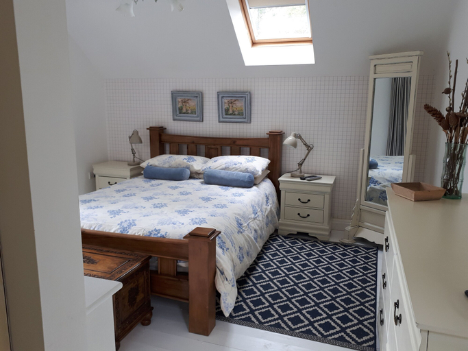 Bedroom 2, Faithlegg Lodge