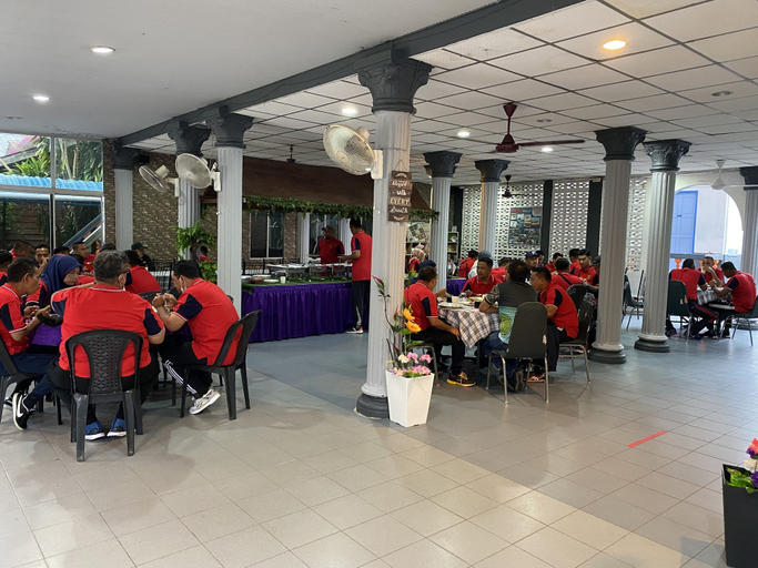 Food & Drinks 4, Suria Beach Resort, Manjung
