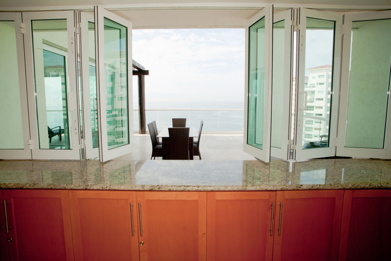 Bathroom 3, Shangri La Penthouses by Cheap Getaway, Puerto Vallarta