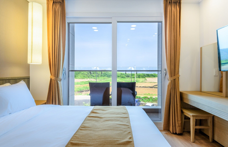 Bedroom 4, Thira Hotel, Seogwipo